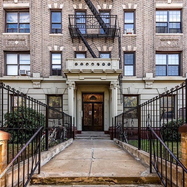 1st image of 516 Eastern Pkwy #1EZA