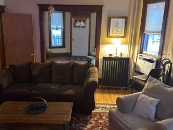 2nd image of 1113 Edgerton St