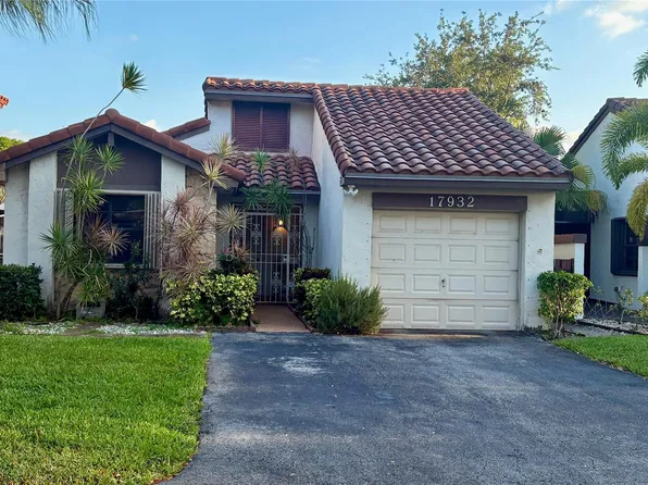 17932 NW 63rd Court, Hialeah, FL 33015