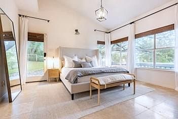 5th image of 4110 Shoal Creek Blvd