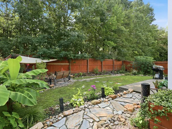 4232 Dalcross Rd, Raleigh, NC 27610