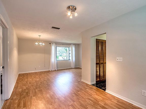 5th image of 1200 Northside Dr