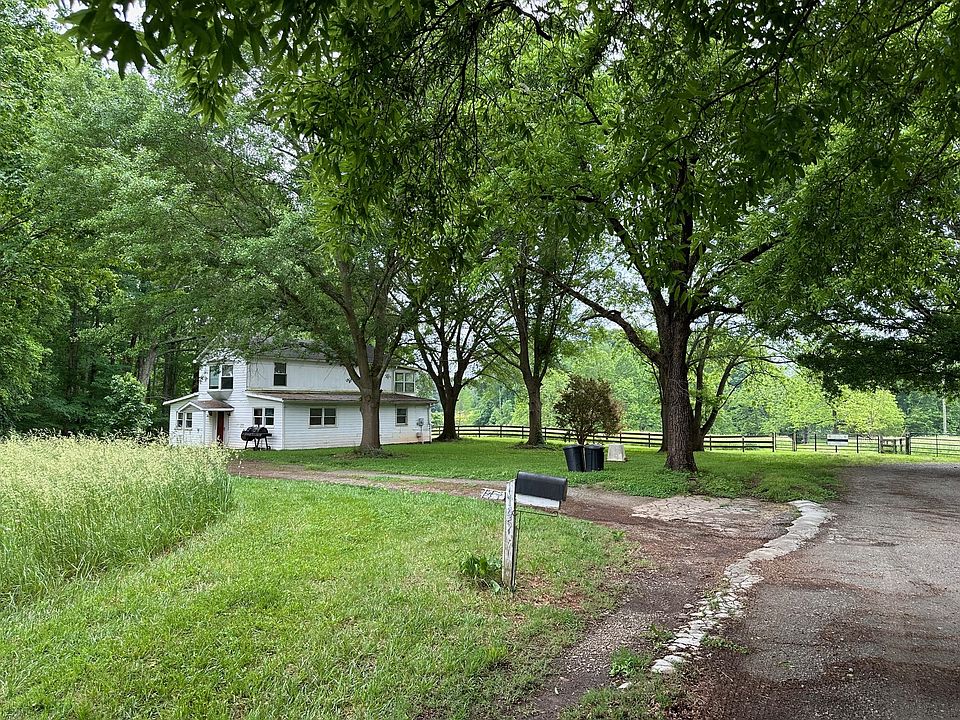 1st image of 143 Redlair Ln