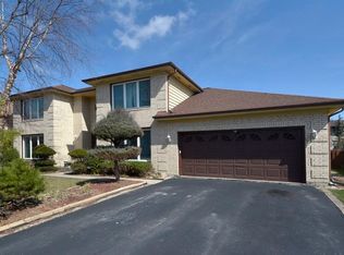 307 Neil Ave, Mount Prospect, IL 60056