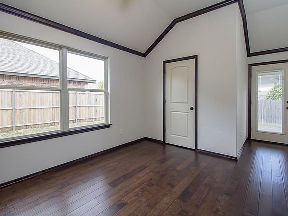 3rd image of 3217 SW 107th Ct