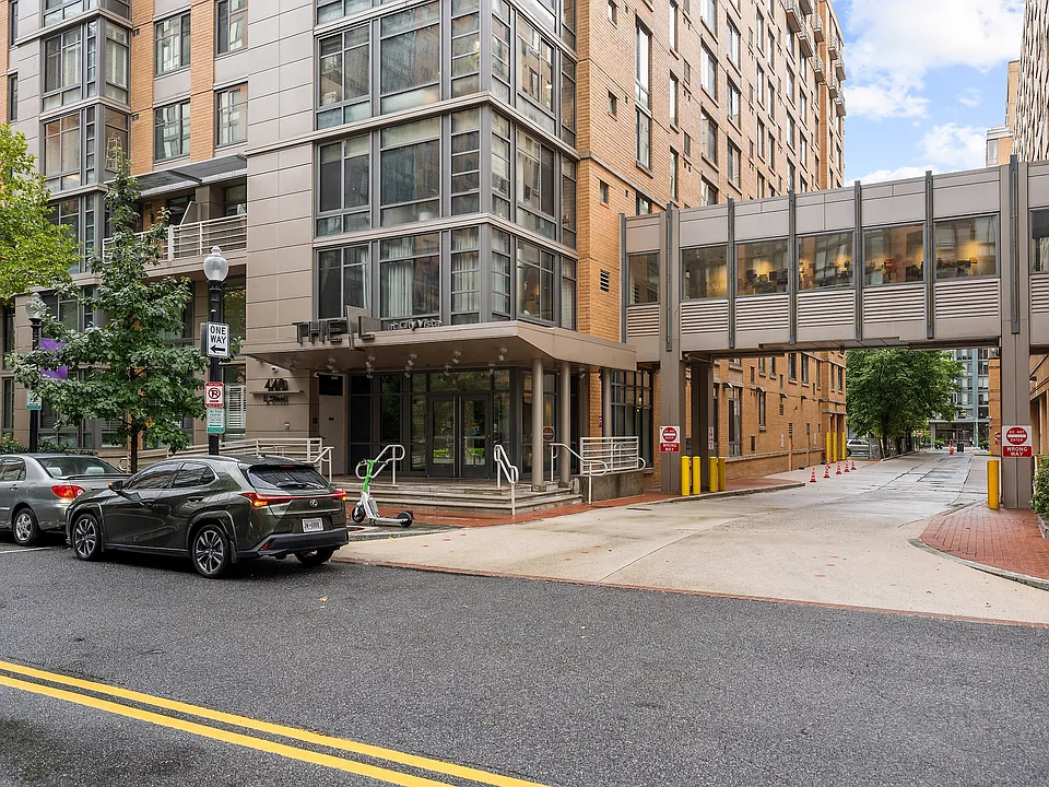 440 L St NW #407
