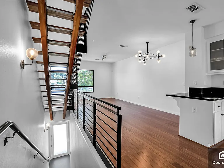 1223 Wood St — Photo 24