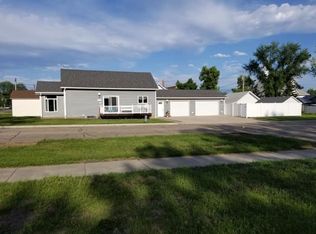 252 School St NW, Garrison, ND 58540