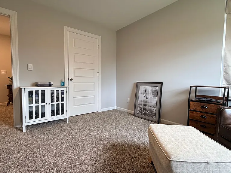 1620 Rosemary Park — Photo 20