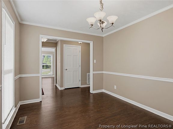 5th image of 1212 Butterwood Cir