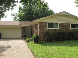 2413 S Dille Ave, El Reno, OK 73036