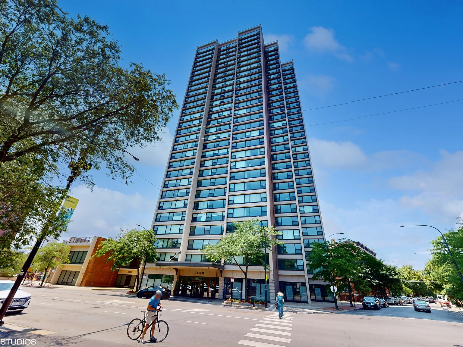 1 bed, 800 sqft, $2,800 — Photo 1