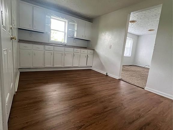 4th image of 4512 Fitzgerald Ave