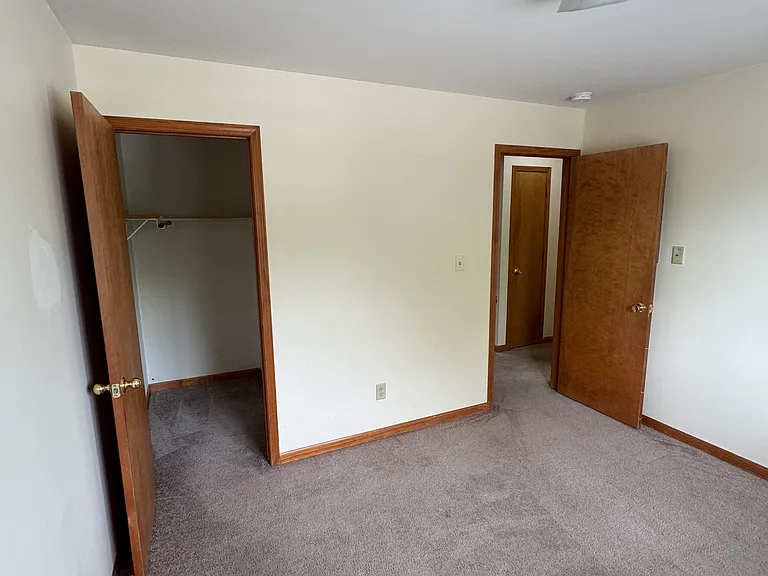 917 E Glen Park Ave #2W — Photo 8