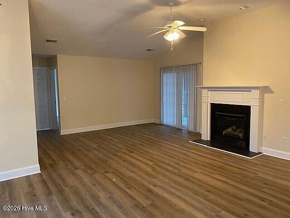 4th image of 5006 Glen Cove Dr SE
