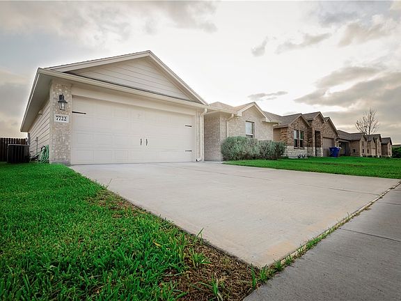 3rd image of 7722 Lariat Toss Dr