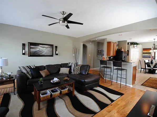 8106 Saragosa Blue Ln, Richmond, TX 77407