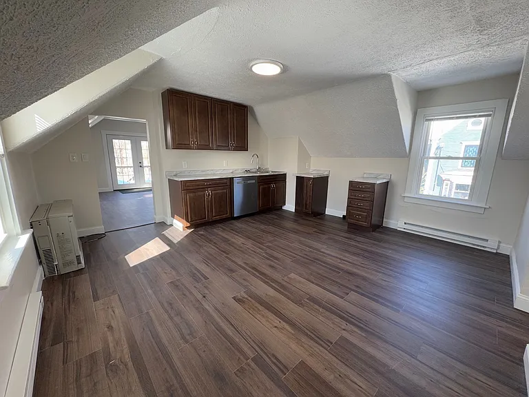 74 Graham St #3 — Photo 11
