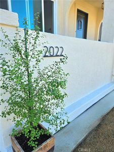 2022 W 75th St, Los Angeles, CA, 90047