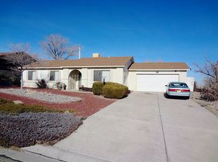 672 Baltic Ave SE, Rio Rancho, NM 87124