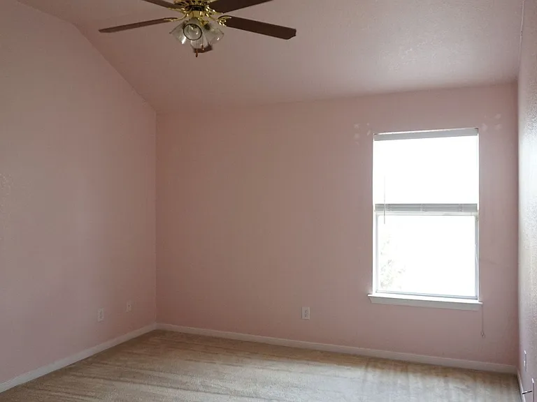 5404 Hunters Ridge Trl — Photo 15