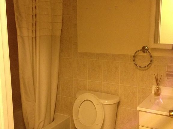 Bathroom2