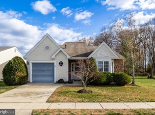 674 Cascade Dr S, Mount Laurel, NJ 08054