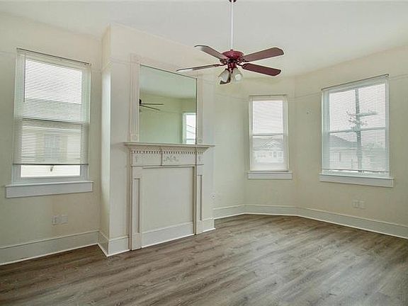 4th image of 2603 Marengo St