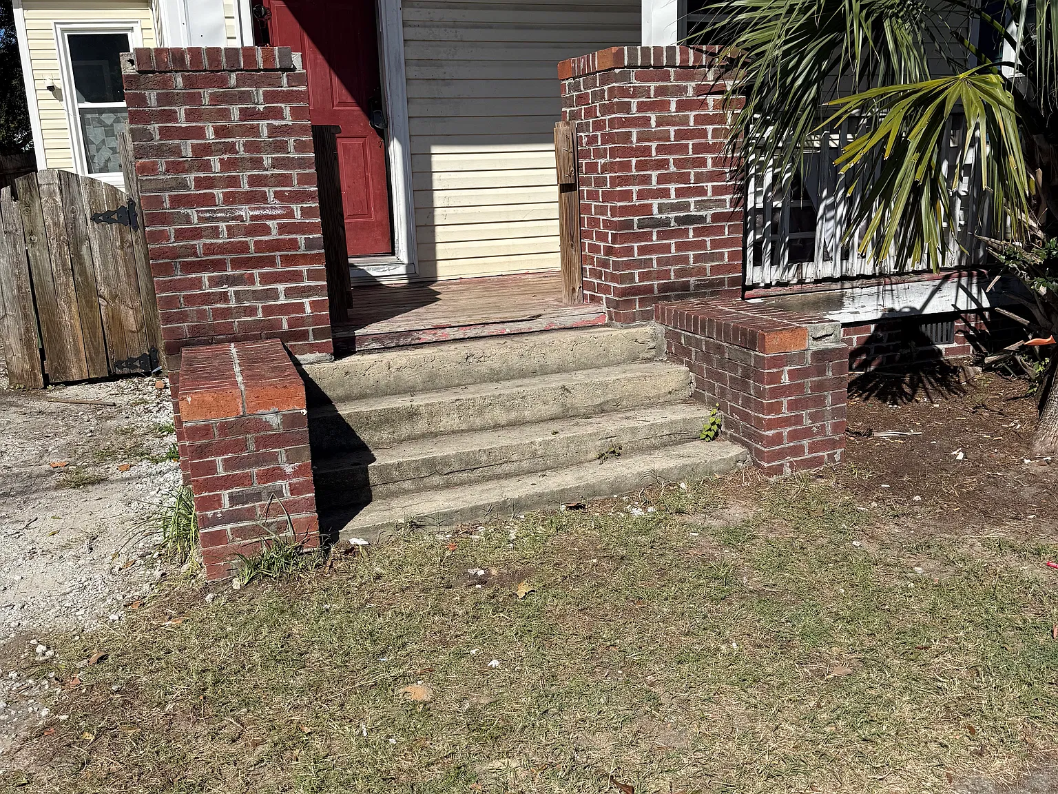 3 bed, 1140 sqft, $1,600 — Photo 3