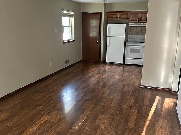 4th image of 506 NW Olive St APT A