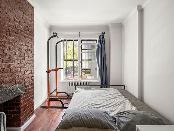 4th image of 237 E 2nd St APT 2A