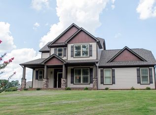 1580 Ballenger Rd, Wellford, SC 29385