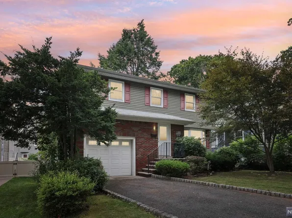 232 Carmita Ave, Rutherford, NJ 07070