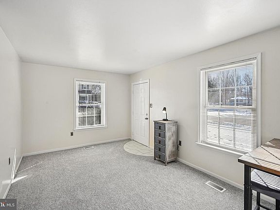 2nd image of 3100 Ruby Dr