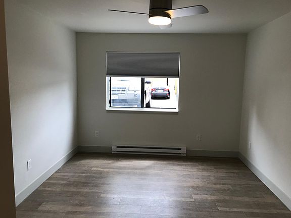 4th image of 1209 W Plum St APT A11