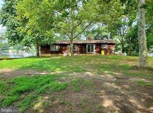 7802 Renshaw Rd, Pasadena, MD 21122