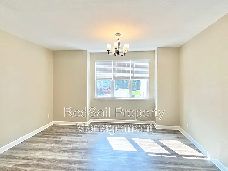 2000 Laycock Ln #102 — Photo 11