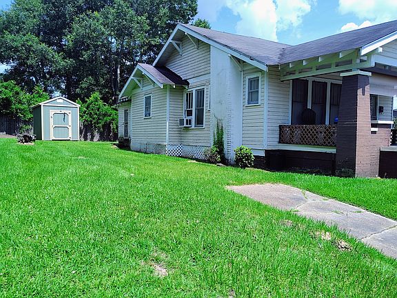 4th image of 617 Edgar St