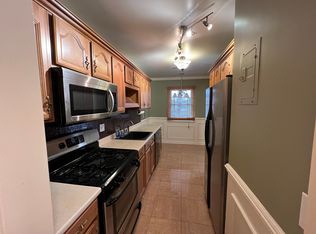 50 Greenhouse Rd #D09, Bridgeport, CT 06606