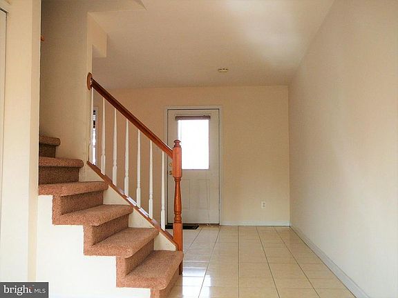 4th image of 126 Hickok Cir