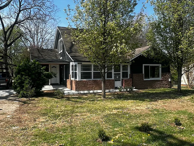 1801 Woodson Dr — Photo 48