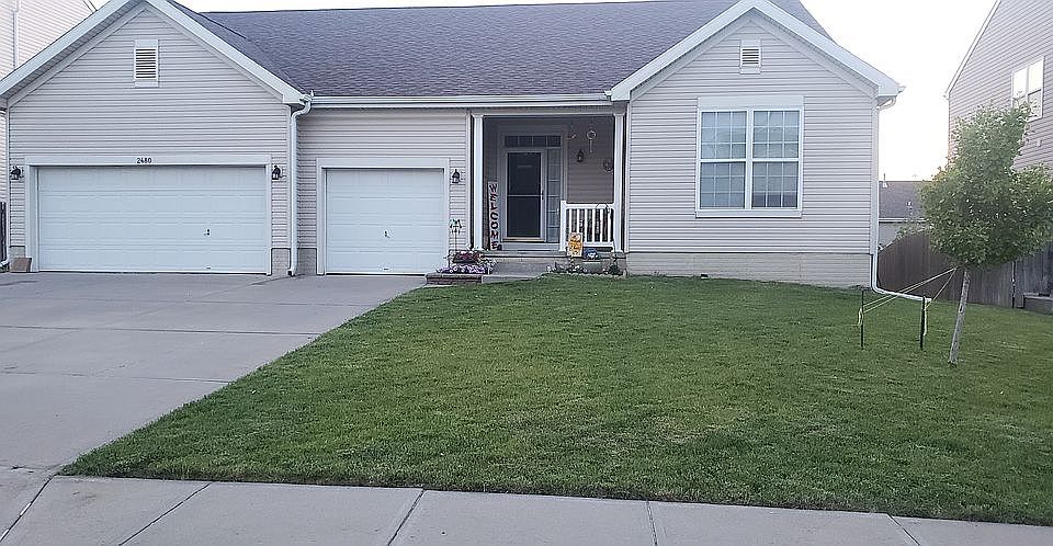 1st image of 2480 Glacier Dr