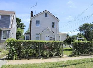 18802 122nd Ave, Springfield Gardens, NY 11413