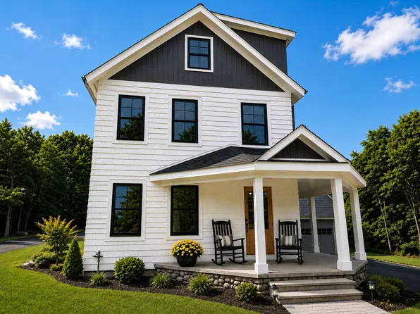 1045 Main St, Concord, MA 01742