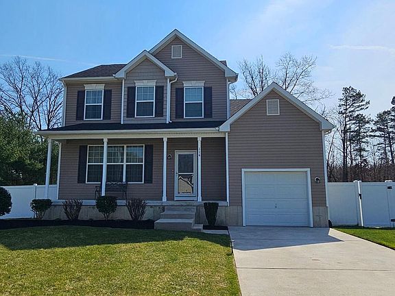 2nd image of 114 Lauren Ct