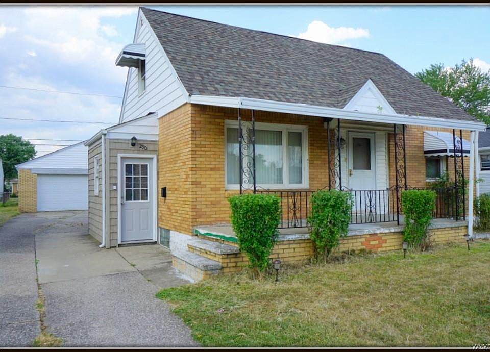1st image of 290 Danbury Dr
