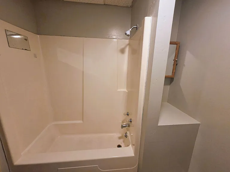 144 Front St — Photo 11