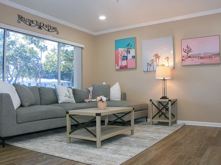 55 Velma Dr W — Photo 12