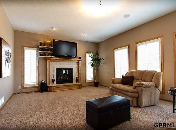 5th image of 7905 S 162nd Ave