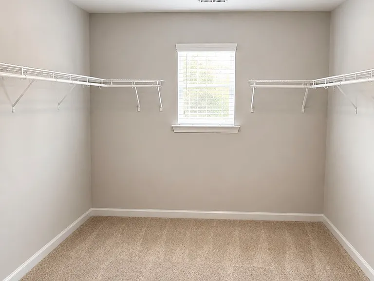 115 Lexington Place Dr — Photo 4